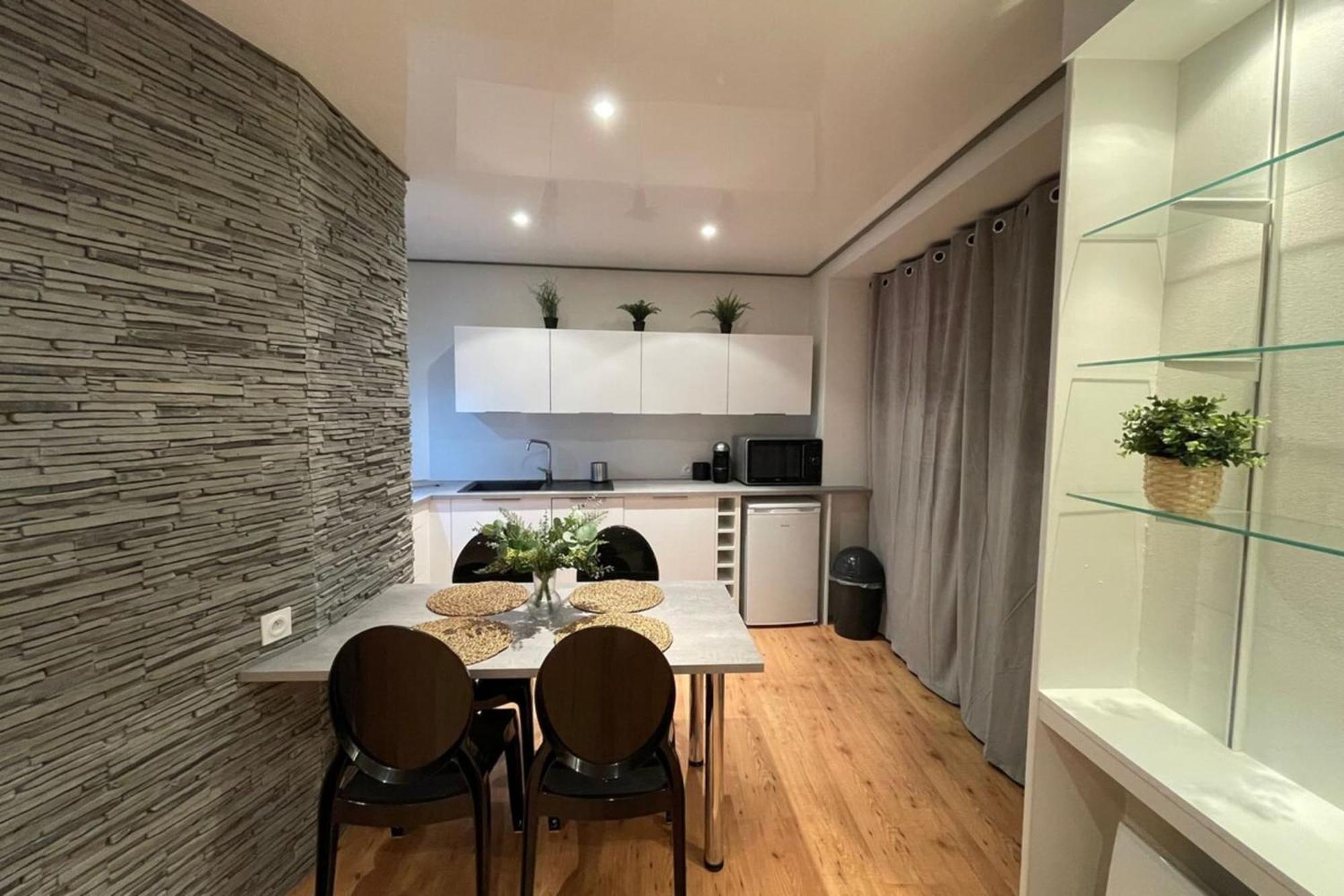 HYPER CENTRE BRIVE - Appartement cosy et chaleureux refait à neuf Exterior foto